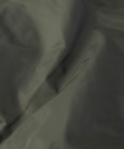 NYLAUS（ナイラス）の「ヘビーツイル ナイロン 裏タフタ MA-1 ミリタリージャケット（MA-1・メンズ・ホワイト/ブラック/カーキ・LL/M/L）」の7枚目の写真