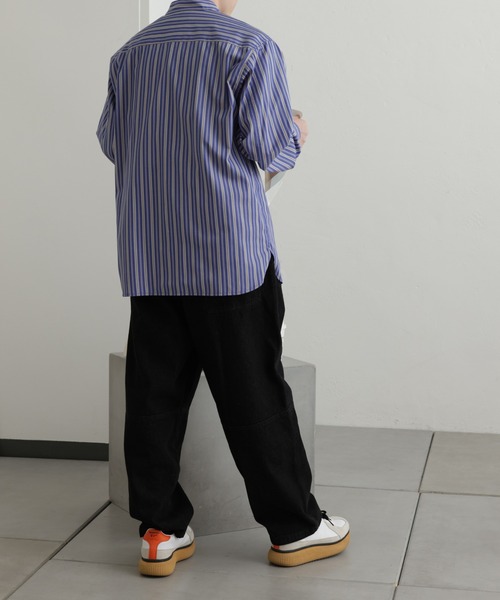 COLONY 2139（コロニートゥーワンスリーナイン）の「マルチストライプバンドカラーシャツ（シャツ/ブラウス・メンズ・ホワイト/ブルー・MEDIUM/LARGE）」の5枚目の写真