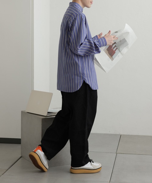 COLONY 2139（コロニートゥーワンスリーナイン）の「マルチストライプバンドカラーシャツ（シャツ/ブラウス・メンズ・ホワイト/ブルー・MEDIUM/LARGE）」の9枚目の写真