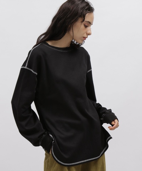 LAKOLE(ラコレ)の「配色ステッチロングスリーブプルオーバー / 166807(Tシャツ/カットソー・レディース・ブラック/ベージュ/オフホワイト・SMALL/MEDIUM)」の5枚目の写真