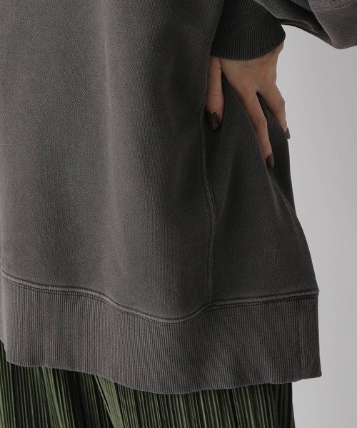 LOWRYS FARM（ローリーズファーム）の「カコウロゴウラケロングスリーブ　169402（スウェット・レディース・チャコールグレー/ブルー/アイボリー・FREE）」の13枚目の写真