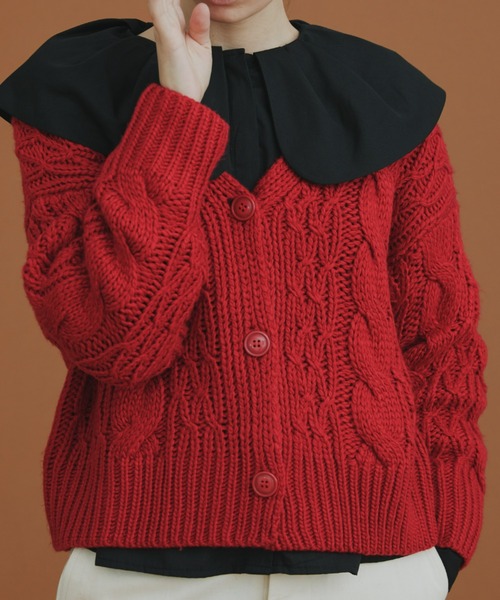 EDIT Gris(エディットグリ)の「ケーブルショートカーディガン(カーディガン/ボレロ・レディース・ブラック/レッド/ブルー/アイボリー・FREE)」の4枚目の写真