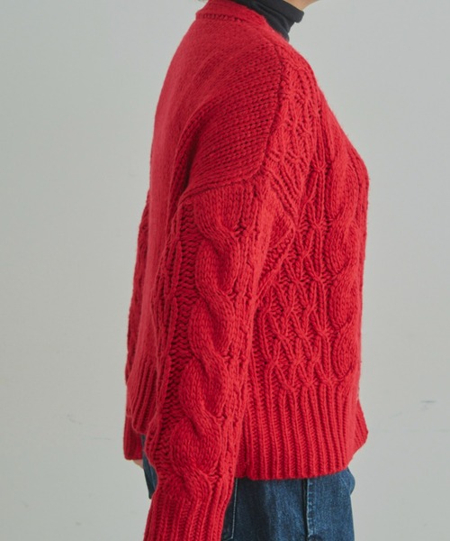 EDIT Gris(エディットグリ)の「ケーブルショートカーディガン(カーディガン/ボレロ・レディース・ブラック/レッド/ブルー/アイボリー・FREE)」の12枚目の写真