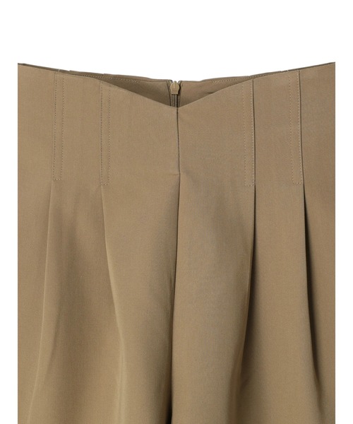 DURAS(デュラス)の「タック入りハイウエストショートパンツ(その他パンツ・レディース・ベージュ/ブラック・SMALL/LARGE)」の8枚目の写真