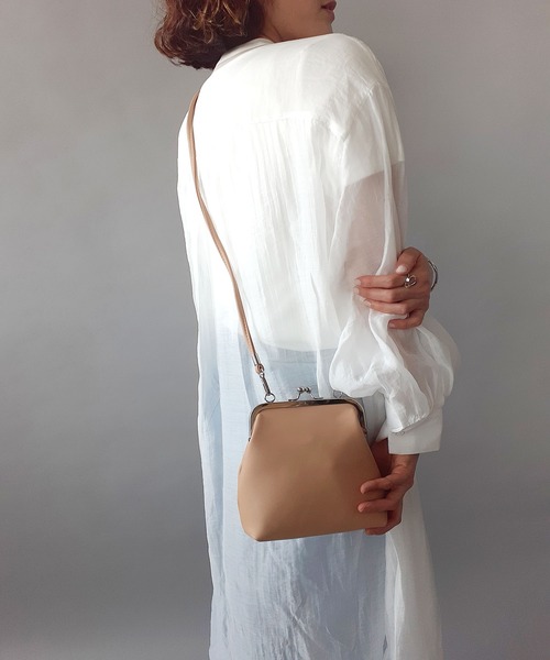 thank U more（サンキューモア）の「レザー がま口 ショルダーバッグ（ショルダーバッグ・レディース・ブラック/ブラウン・FREE）」の11枚目の写真