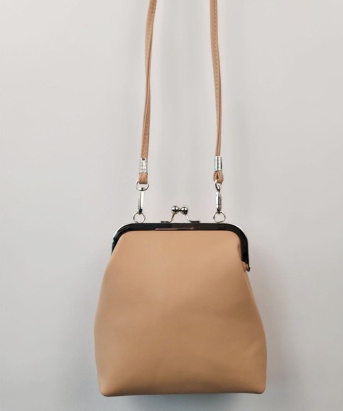 thank U more（サンキューモア）の「レザー がま口 ショルダーバッグ（ショルダーバッグ・レディース・ブラック/ブラウン・FREE）」の21枚目の写真