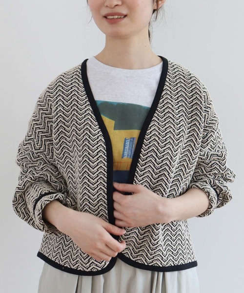 yuni(ユニ )の「へリンボンニット カーデジャケット herringbone knit(カーディガン/ボレロ・レディース・キナリ/ブラック・FREE)」の2枚目の写真