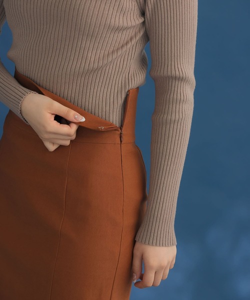 HEYUMM（ヘユム）の「ストレッチスリットナロースカート（スカート・レディース・ブラック/キャメル/イエロー・ONE）」の10枚目の写真