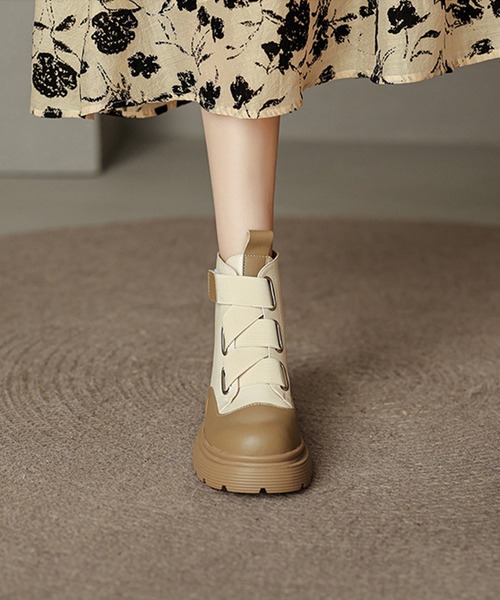 aimoha(アイモハ)の「厚底ショートブーツ(ブーツ・レディース・ベージュ/ブラック・23.5cm/24.5cm/23.0cm/24.0cm/25.0cm)」の16枚目の写真