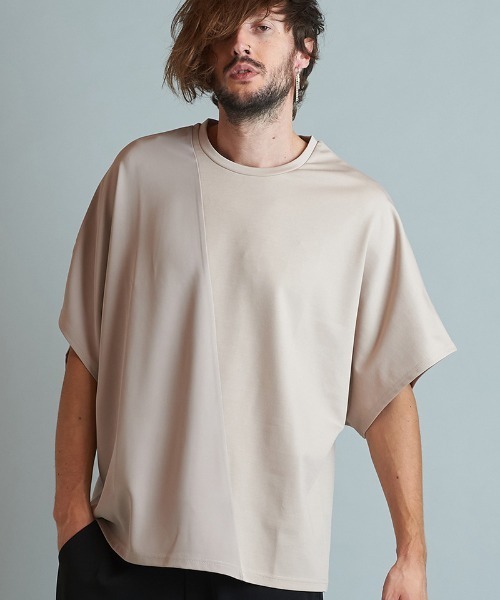 NO ID.(ノーアイディ)の「mt8167-チェンジングドルマンスリーブBIG-T Tシャツ(Tシャツ/カットソー・メンズ・ブルー/ホワイト/ブラック/ブルーグリーン/ライトベージュ・ONE SIZE)」の12枚目の写真