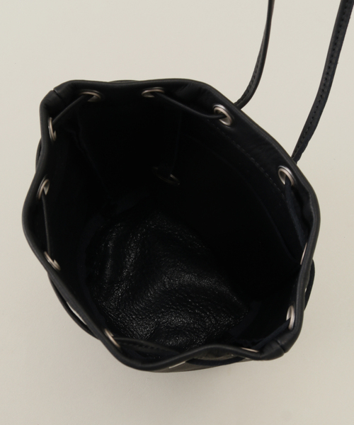 【hobo×JOURNAL STANDARD/ホーボー】別注 DRAWSTRING POUCH COW LEATHER