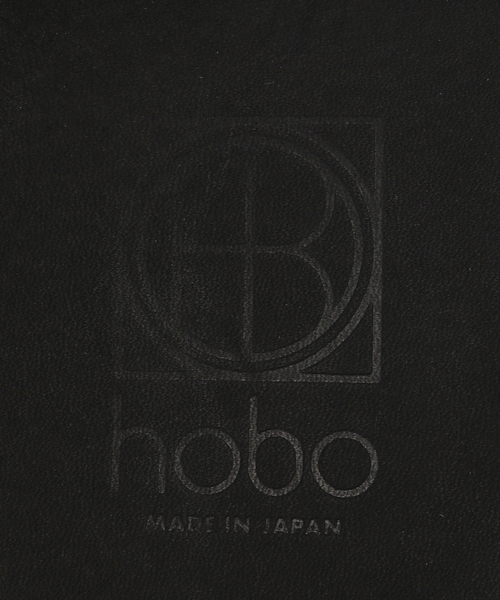 hobo（ホーボー）の「【hobo×JOURNAL STANDARD/ホーボー】別注 DRAWSTRING POUCH COW LEATHER（クラッチバッグ・メンズ・ブラック/チョコ・FREE）」の11枚目の写真