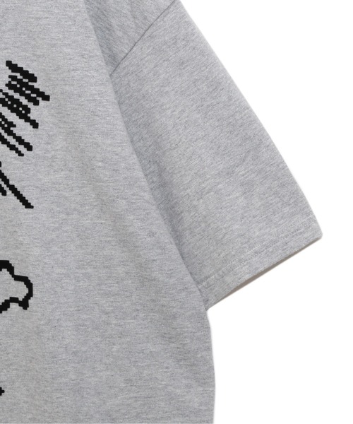 UNDERCOVER(アンダーカバー)の「UC1C3811(Tシャツ/カットソー・メンズ・トップグレー/ブラック/ホワイト・1/2/3/4/5)」の7枚目の写真