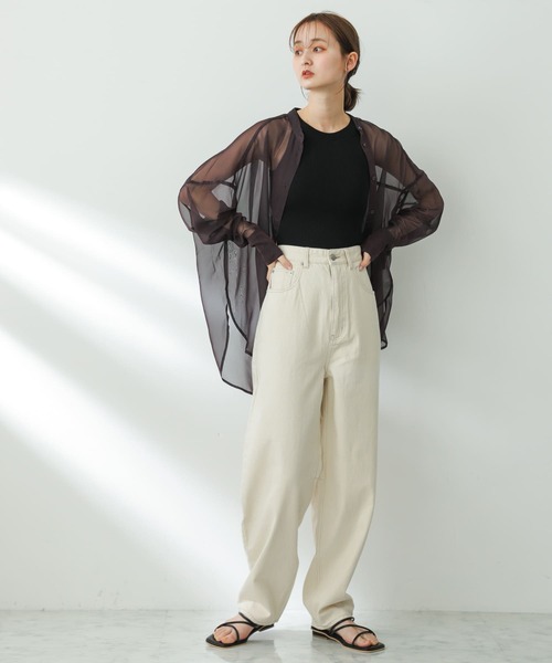 SENSE OF PLACE by URBAN RESEARCH（センスオブプレイスバイアーバンリサーチ）の「ハイウエストコクーンデニム（デニムパンツ・レディース・ライトブルー/アイボリー/ブラック・MEDIUM/X-SMALL/TALL/SMALL）」の6枚目の写真