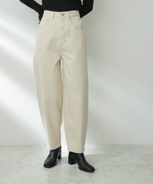 SENSE OF PLACE by URBAN RESEARCH（センスオブプレイスバイアーバンリサーチ）の「ハイウエストコクーンデニム（デニムパンツ・レディース・ライトブルー/アイボリー/ブラック・MEDIUM/X-SMALL/TALL/SMALL）」の11枚目の写真