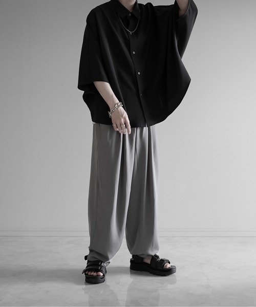 KUUUPY（クーピー）の「Dolman Regular Collar Short-Sleeve Shirt - ドルマンレギュラーカラー半袖シャツ（シャツ/ブラウス・メンズ・ブラック・SMALL/MEDIUM/LARGE）」の11枚目の写真