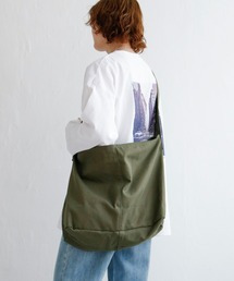 notch. | ビッグサイズキャンバスショルダーバッグ(ショルダーバッグ)