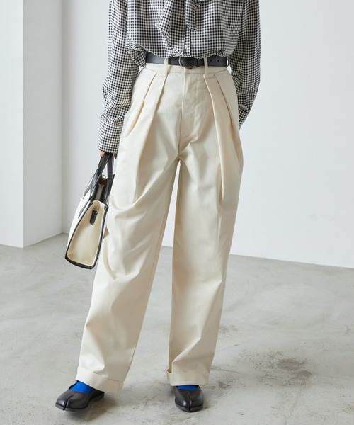 forksy.(フォルクシー)の「【forksy.】ハイウエストツータックワイドテーパードチノパンツ/920N(チノパンツ・レディース・アイボリー/ブラック/カーキ/ベージュ・M/S/L)」の21枚目の写真