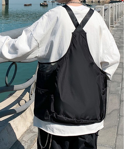 NEW GENTLEMAN(ニュージェントルマン)の「デルタ ビッグベスト(ベスト・メンズ・ブラック/ベージュ・M/L)」の3枚目の写真