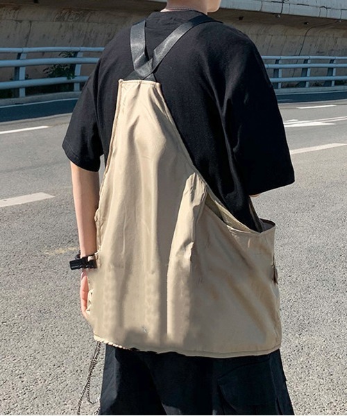 NEW GENTLEMAN(ニュージェントルマン)の「デルタ ビッグベスト(ベスト・メンズ・ブラック/ベージュ・M/L)」の8枚目の写真