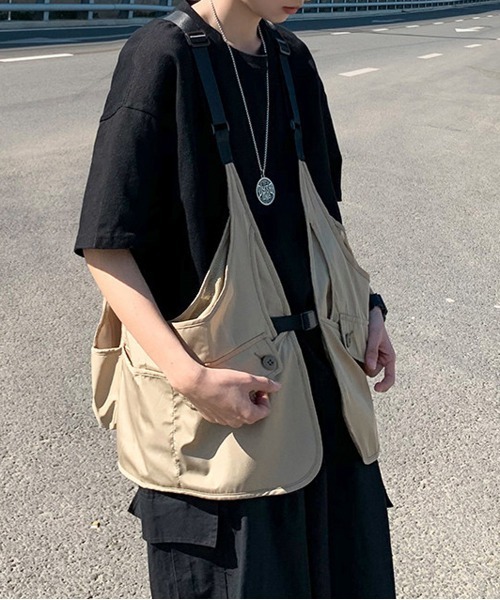 NEW GENTLEMAN(ニュージェントルマン)の「デルタ ビッグベスト(ベスト・メンズ・ブラック/ベージュ・M/L)」の18枚目の写真