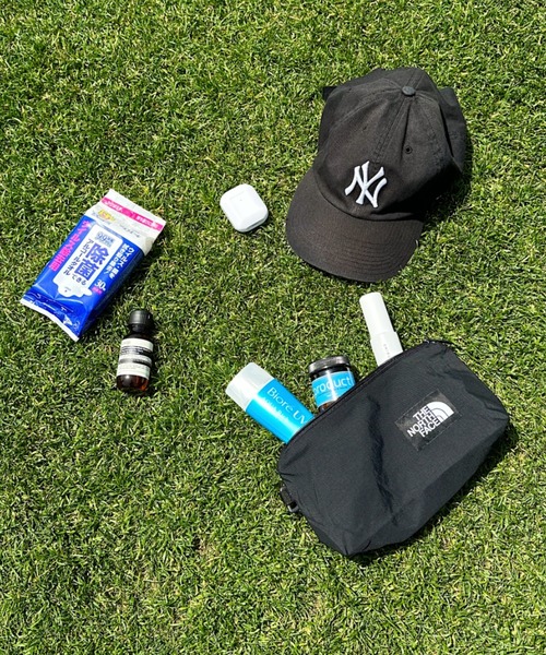 THE NORTH FACE（ザノースフェイス）の「THE NORTH FACE(ザ・ノースフェイス)/MINI MULTY POUCH/ミニ マルチ ポーチ/NG2PN01（ポーチ・レディース・ブラック/オリーブ/イエロー・FREE）」の21枚目の写真