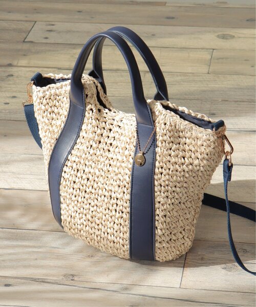 ikka（イッカ）の「雑材カラー持ち手2WAYバッグ（ショルダーバッグ・レディース・オフホワイト/ブラック/ネイビー/イエロー・FREE）」の21枚目の写真