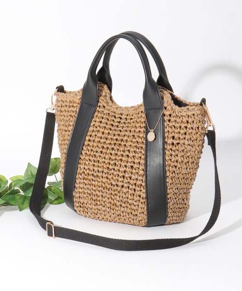 ikka（イッカ）の「雑材カラー持ち手2WAYバッグ（ショルダーバッグ・レディース・オフホワイト/ブラック/ネイビー/イエロー・FREE）」の3枚目の写真