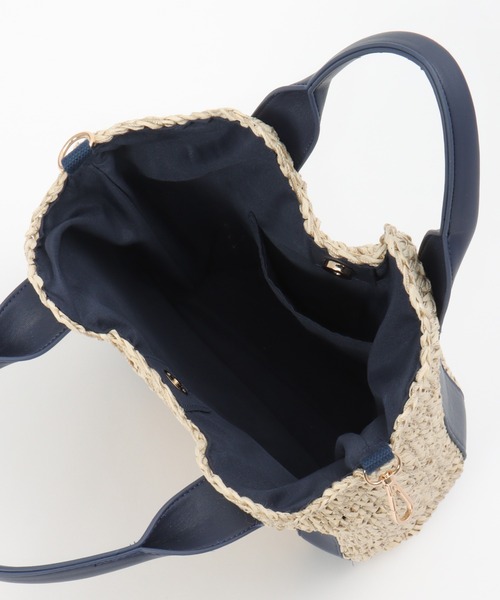 ikka（イッカ）の「雑材カラー持ち手2WAYバッグ（ショルダーバッグ・レディース・オフホワイト/ブラック/ネイビー/イエロー・FREE）」の16枚目の写真