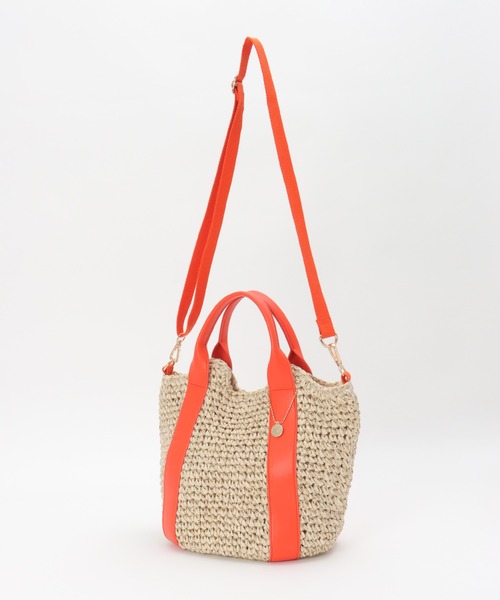 ikka（イッカ）の「雑材カラー持ち手2WAYバッグ（ショルダーバッグ・レディース・オフホワイト/ブラック/ネイビー/イエロー・FREE）」の7枚目の写真