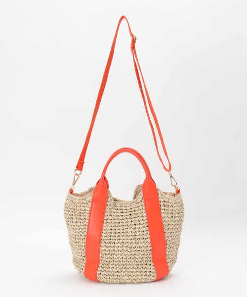 ikka（イッカ）の「雑材カラー持ち手2WAYバッグ（ショルダーバッグ・レディース・オフホワイト/ブラック/ネイビー/イエロー・FREE）」の8枚目の写真