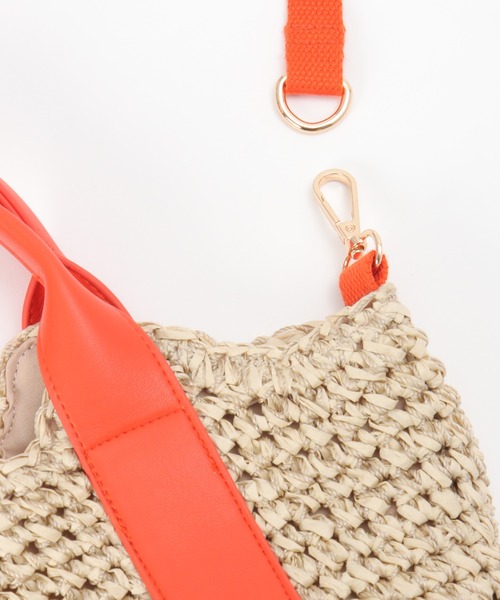 ikka（イッカ）の「雑材カラー持ち手2WAYバッグ（ショルダーバッグ・レディース・オフホワイト/ブラック/ネイビー/イエロー・FREE）」の13枚目の写真