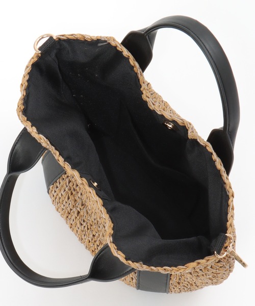 ikka（イッカ）の「雑材カラー持ち手2WAYバッグ（ショルダーバッグ・レディース・オフホワイト/ブラック/ネイビー/イエロー・FREE）」の17枚目の写真