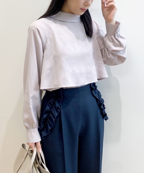 OPAQUE.CLIP（オペークドットクリップ）の「◆ロールカラージョーゼットブラウス（シャツ/ブラウス・レディース・ネイビー/ホワイト系/グリーン系/ピンク・40/36/38）」の8枚目の写真