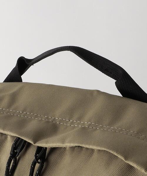 THE NORTH FACE(ザノースフェイス)の「【WEB限定】<THE NORTH FACE> Boulder Daypack ボルダー デイパック(バックパック/リュック・レディース・ブラック/ベージュ・FREE)」の20枚目の写真
