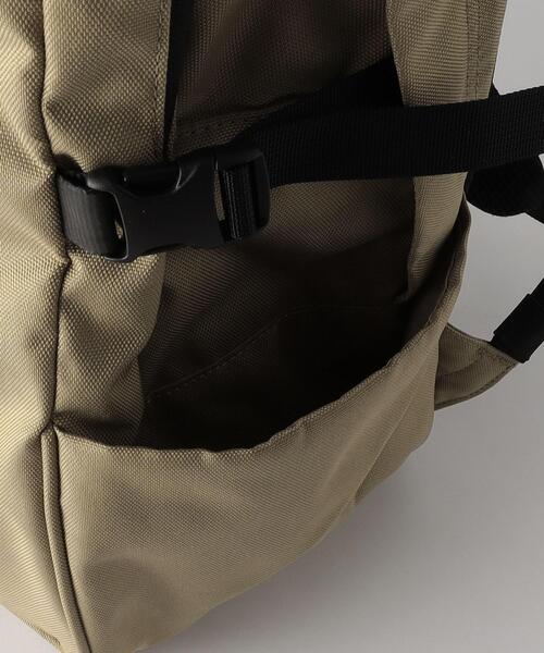 THE NORTH FACE(ザノースフェイス)の「【WEB限定】<THE NORTH FACE> Boulder Daypack ボルダー デイパック(バックパック/リュック・レディース・ブラック/ベージュ・FREE)」の4枚目の写真