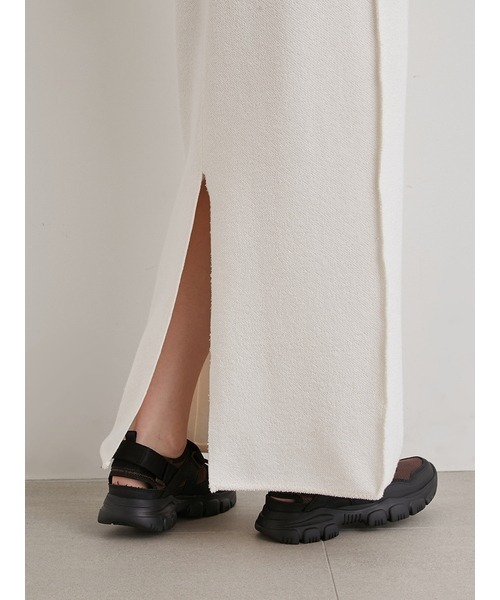 emmi（エミ）の「【emmi atelier】サマーパイルIラインスカート（スカート・レディース・アイボリー/ブラック・FREE）」の7枚目の写真