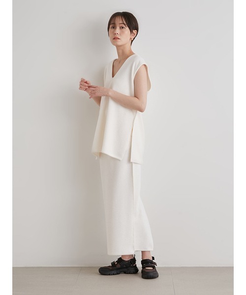 emmi（エミ）の「【emmi atelier】サマーパイルIラインスカート（スカート・レディース・アイボリー/ブラック・FREE）」の12枚目の写真