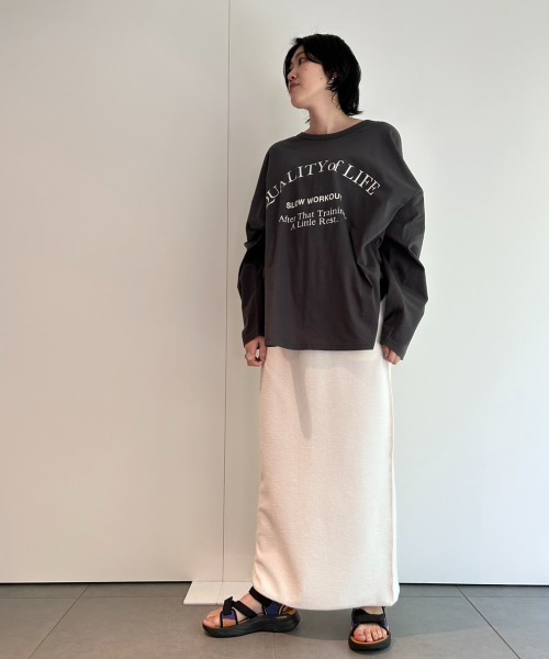 emmi（エミ）の「【emmi atelier】サマーパイルIラインスカート（スカート・レディース・アイボリー/ブラック・FREE）」の20枚目の写真