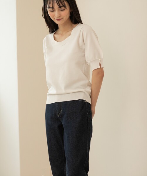 index（インデックス）の「◆フェイクパールスリーブニット【UV/洗濯機洗い可】（ニット/セーター・レディース・ブラック/ライトオレンジ系/イエロー系その他/ホワイト系/ライトグレー・38/40/42/36）」の16枚目の写真