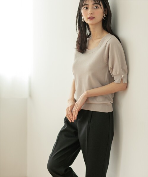 index（インデックス）の「◆フェイクパールスリーブニット【UV/洗濯機洗い可】（ニット/セーター・レディース・ブラック/ライトオレンジ系/イエロー系その他/ホワイト系/ライトグレー・38/40/42/36）」の20枚目の写真