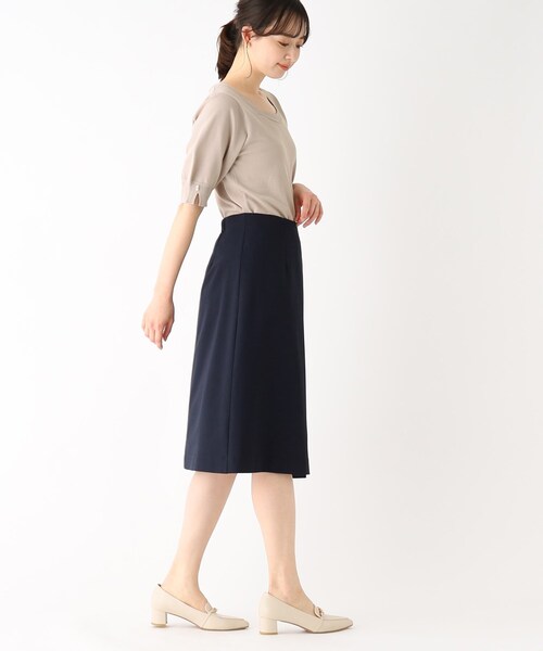 index（インデックス）の「◆フェイクパールスリーブニット【UV/洗濯機洗い可】（ニット/セーター・レディース・ブラック/ライトオレンジ系/イエロー系その他/ホワイト系/ライトグレー・38/40/42/36）」の7枚目の写真