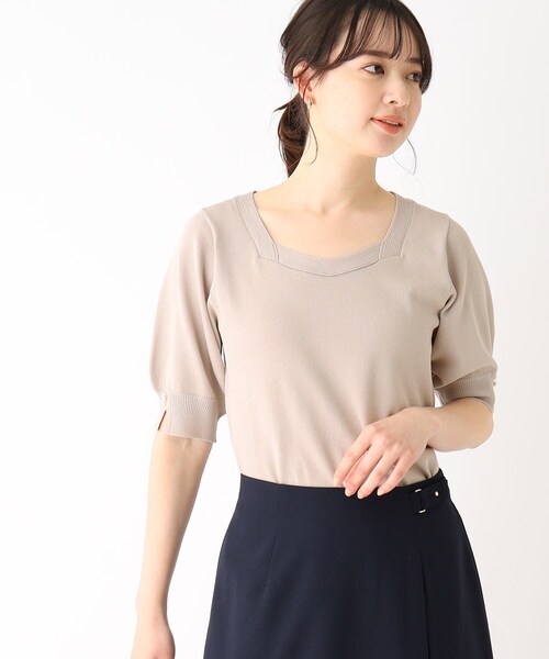 index（インデックス）の「◆フェイクパールスリーブニット【UV/洗濯機洗い可】（ニット/セーター・レディース・ブラック/ライトオレンジ系/イエロー系その他/ホワイト系/ライトグレー・38/40/42/36）」の8枚目の写真