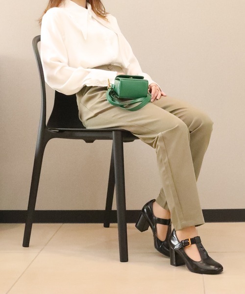 aimoha（アイモハ）の「【aimohaオリジナル】ハイウエスト　タック入りストレッチパンツ（スラックス・レディース・ブルー/カーキ/ネイビー/ライトベージュ/ダークベージュ/ブラック・LARGE/X-LARGE/SMALL/MEDIUM）」の12枚目の写真