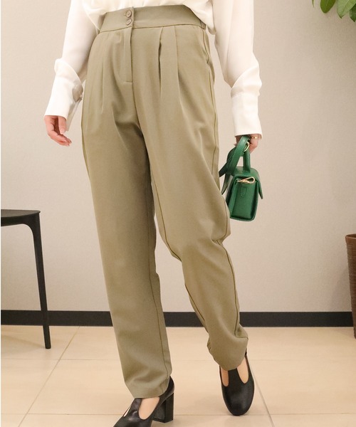 aimoha（アイモハ）の「【aimohaオリジナル】ハイウエスト　タック入りストレッチパンツ（スラックス・レディース・ブルー/カーキ/ネイビー/ライトベージュ/ダークベージュ/ブラック・LARGE/X-LARGE/SMALL/MEDIUM）」の11枚目の写真