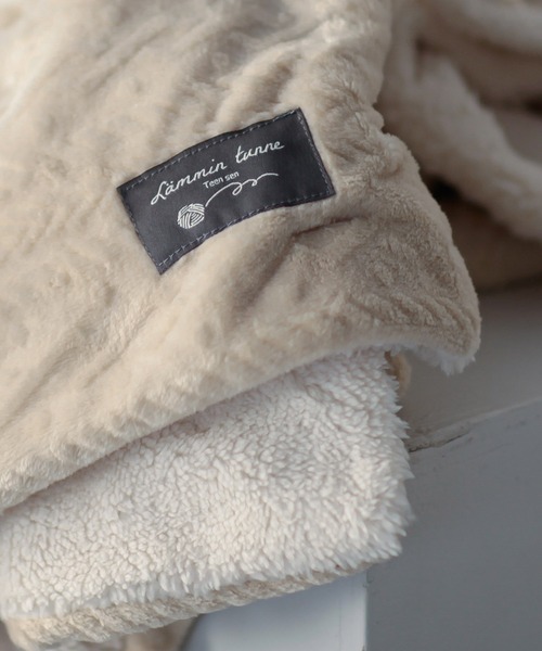 ALTROSE(アルトローズ)の「4WAY ニット編み マイクロ 裏ボア ブランケット S 膝掛け ひざ掛け(ブランケット・レディース・ブルーグリーン/イエロー/モカ/アイボリー・FREE)」の22枚目の写真