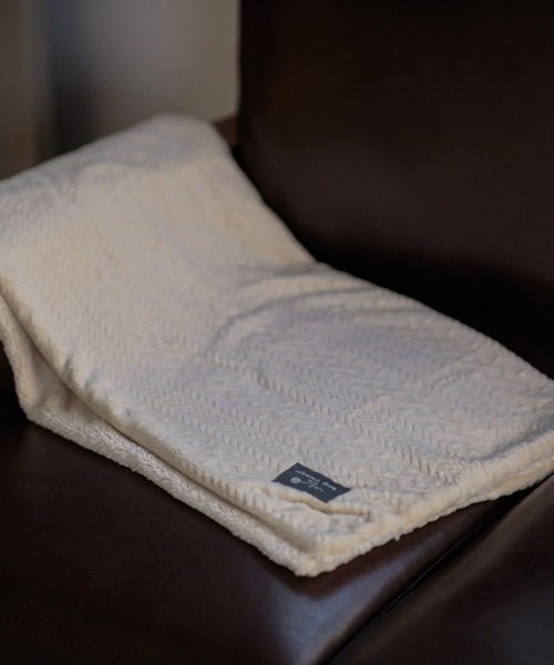 ALTROSE(アルトローズ)の「4WAY ニット編み マイクロ 裏ボア ブランケット S 膝掛け ひざ掛け(ブランケット・レディース・ブルーグリーン/イエロー/モカ/アイボリー・FREE)」の21枚目の写真