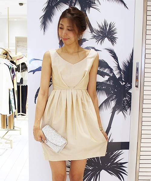 LIMITLESS LUXURY（リミットレスラグジュアリー）の「IRIS DRESS◆（ワンピース・レディース・グリーン/ネイビー/ピンク・38/36）」の3枚目の写真