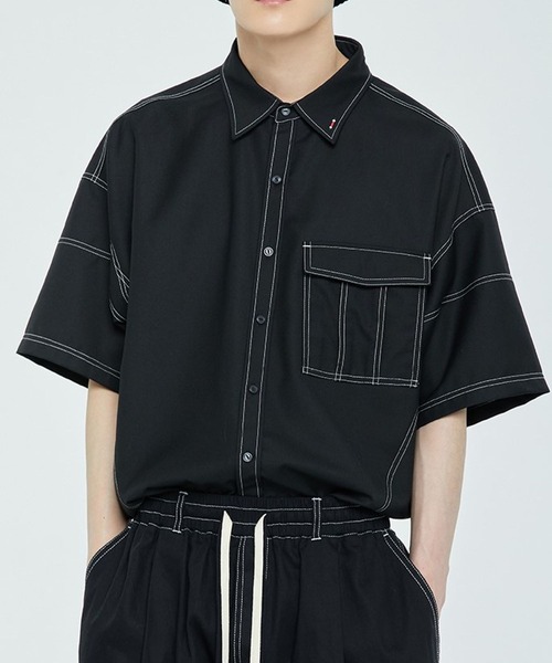 ROMANTIC CROWN（ロマンティッククラウン）の「【UNISEX】ROMANTIC CROWN／フロントポケットシャツ 2194784（シャツ/ブラウス・レディース・ブラック/ホワイト・LARGE/MEDIUM）」の2枚目の写真