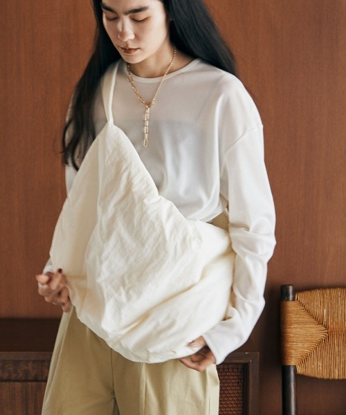 marjour(マージュール)の「PUFFY CROSS BAG(ショルダーバッグ・レディース・アイボリー・FREE)」の7枚目の写真
